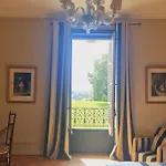 Bed & Breakfast Chateau Des Charmes Guereins