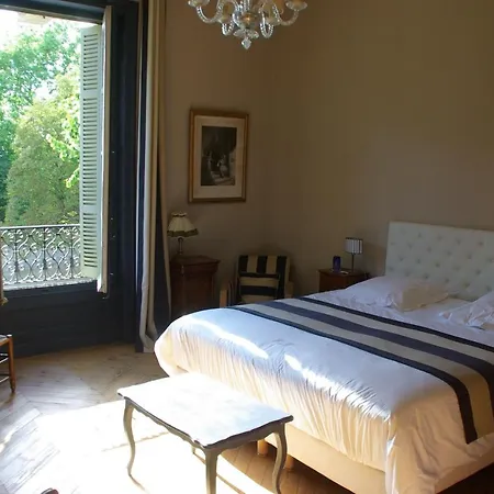 Bed & Breakfast Chateau Des Charmes 3*