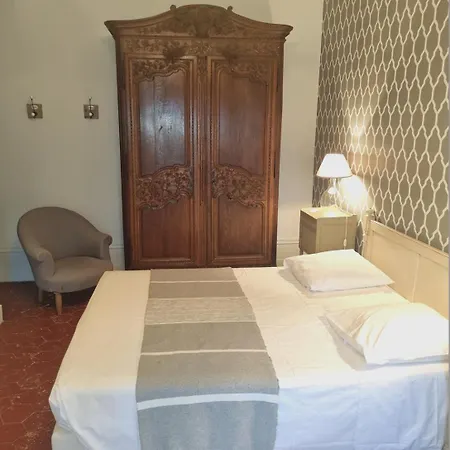 Bed & Breakfast Chateau Des Charmes 3*