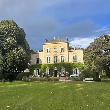 Chateau Des Charmes