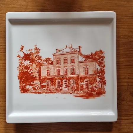 Chateau Des Charmes Bed & Breakfast 3*