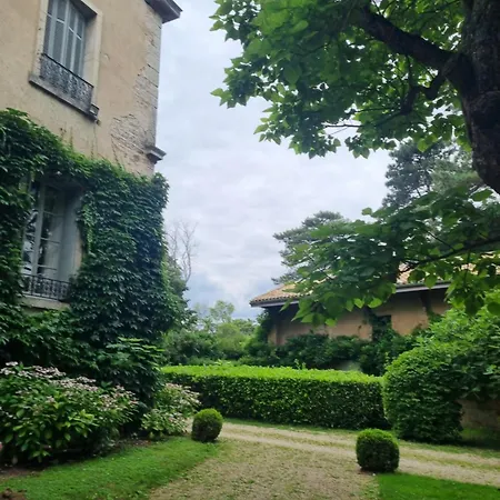 Chateau Des Charmes