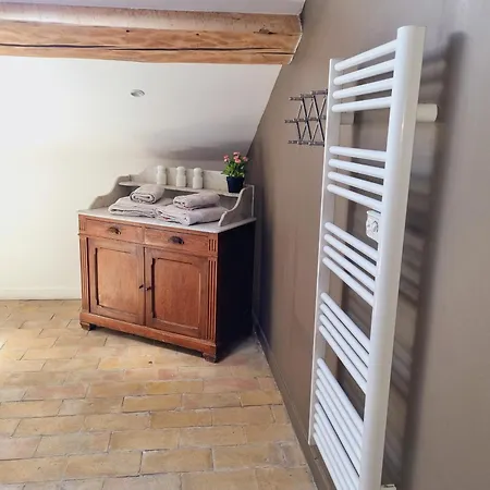 Chateau Des Charmes Guereins