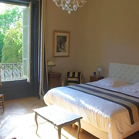Chateau Des Charmes 3* Guereins