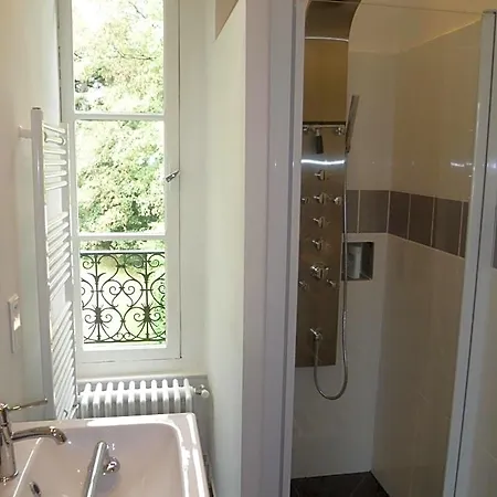 Bed & Breakfast Chateau Des Charmes Guereins
